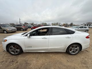 2015 Ford Fusion Hybrid Titanium - Exterior Side Driver Image